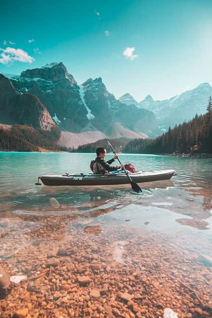 It Took Three Years to Travel Around the World in a Polynesian Canoe